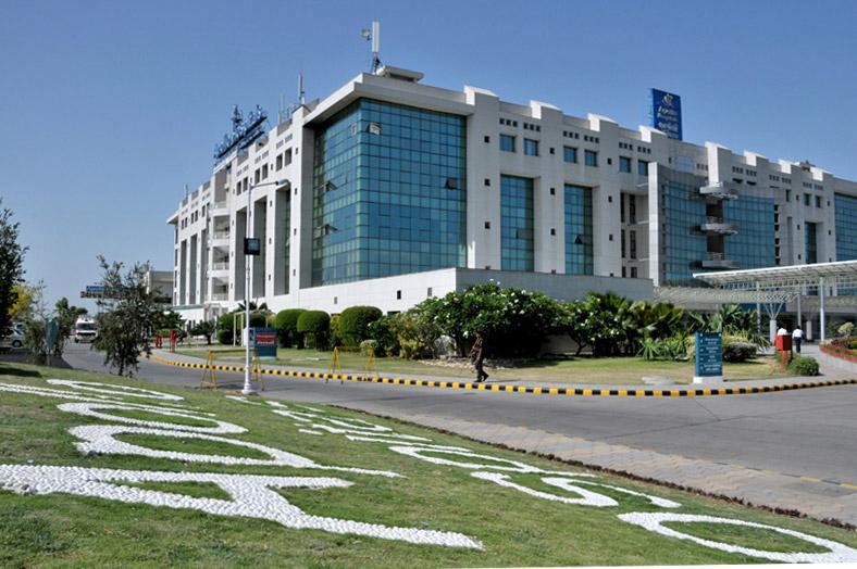 Hospital campus in Gurugram
